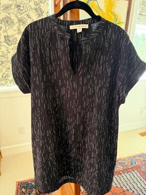 Loyal Hana Nursing Top